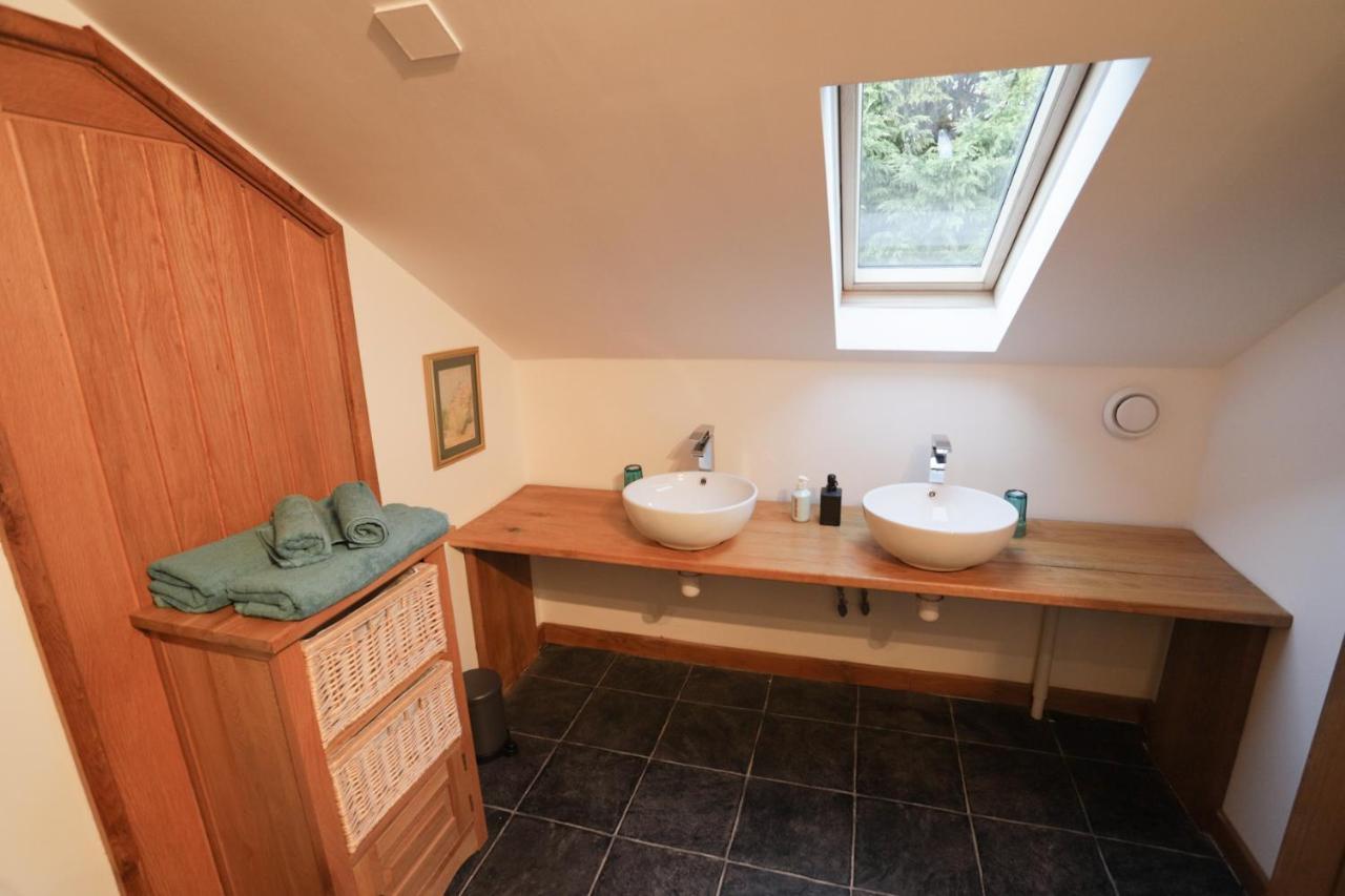 Crackin View Guest House Hexham Exterior photo
